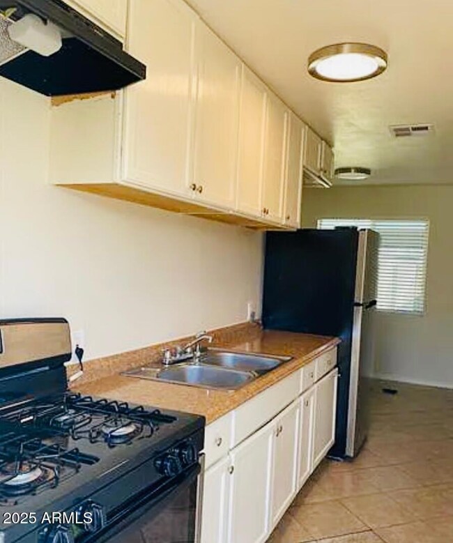 2019 W Turney Ave, Phoenix, AZ 85015 - photo 6