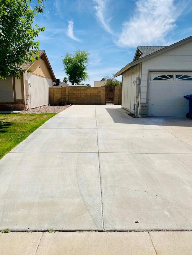 2011 E Butler St, Chandler, AZ 85225 - photo 2