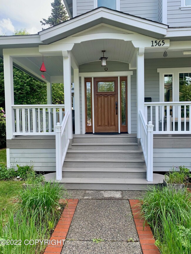 1565 K St, Anchorage, AK 99501 - photo 2