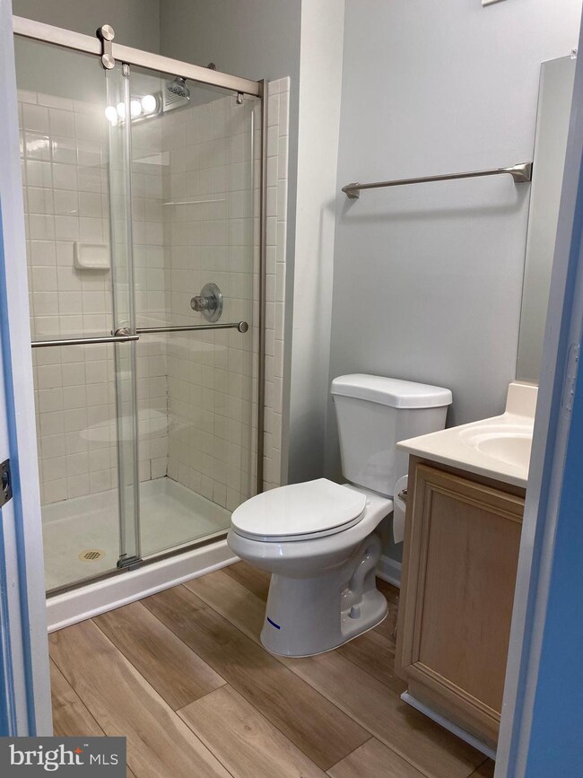 15600 Everglade Ln unit 201, Bowie, MD 20716 - photo 4