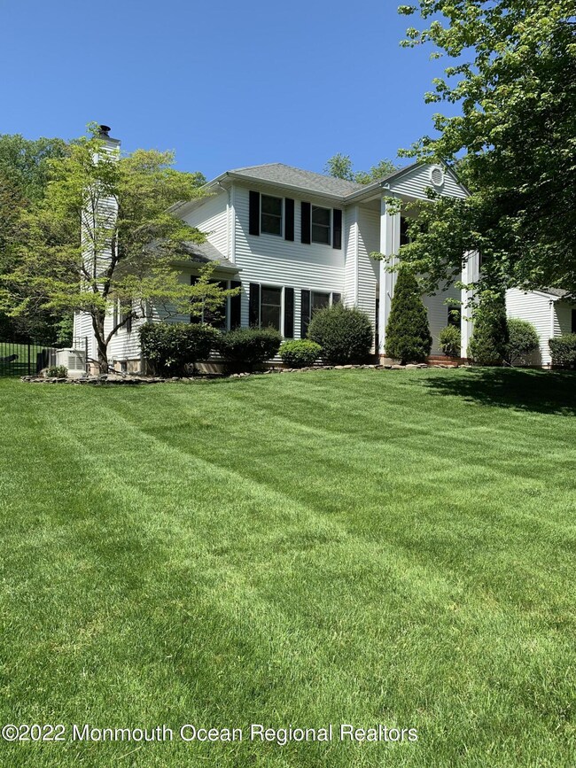 12 Constitution Dr, Leonardo, NJ 07737 - photo 2