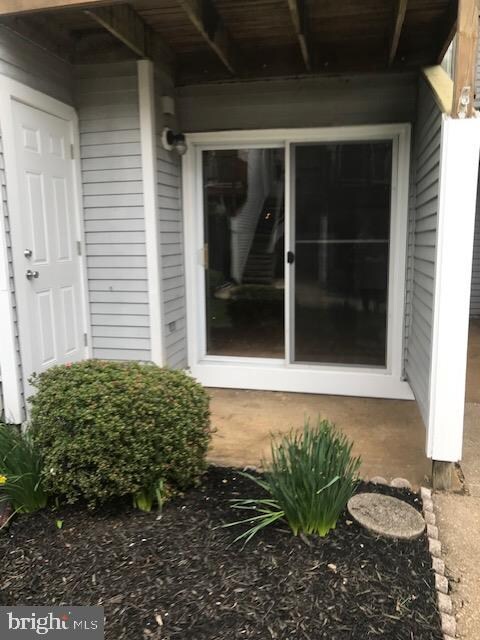 8633 Beekman Place unit 33-A, Alexandria, VA 22309 - photo 2