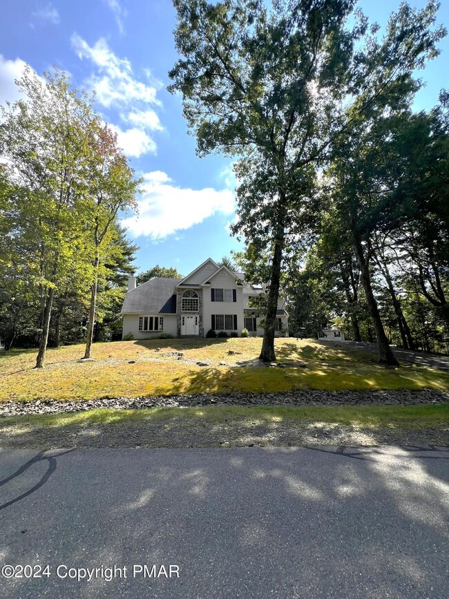 155 Water Tower Cir, East Stroudsburg, PA 18301 - photo 4