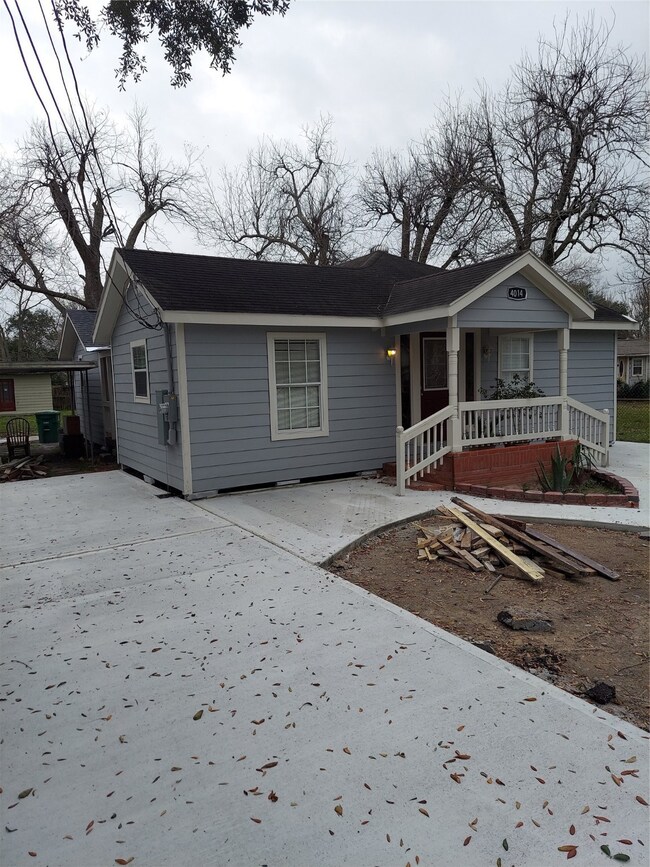 4014 Denmark St, Houston, TX 77016 - photo 3