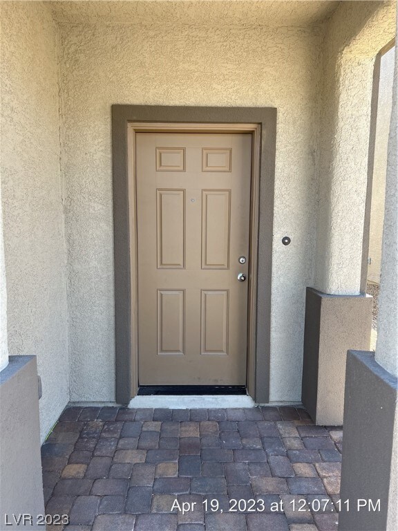 5484 Verbena Lime Ln, Las Vegas, NV 89122 - photo 3