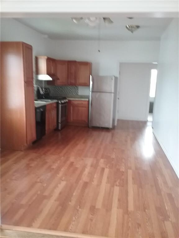 90 Clemence St, Cranston, RI 02920 - photo 2