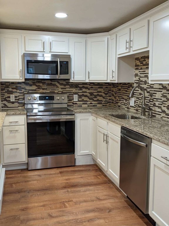 18 Washington St unit 4, Plainville, MA 02762 - photo 6