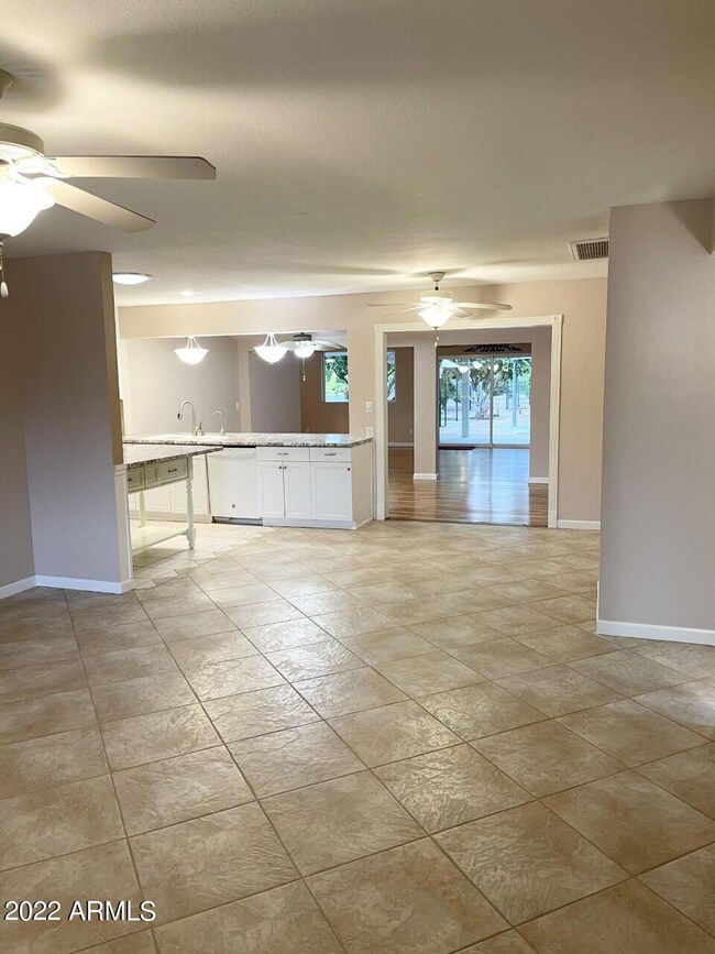 8206 E Frito Dr
