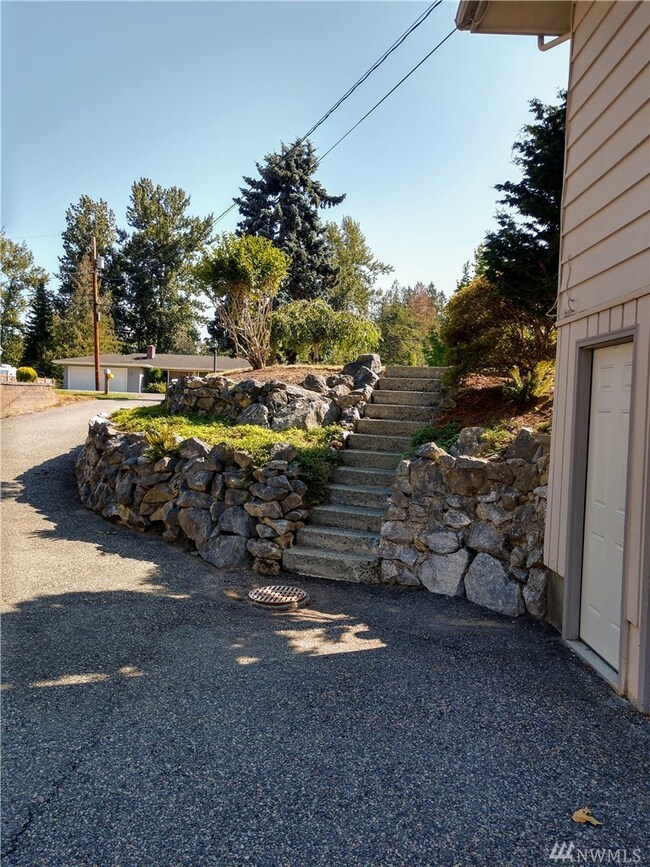 934 E Mcleod Rd, Bellingham, WA 98226 - photo 3