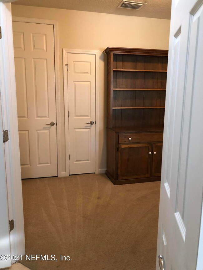 8601 Little Swift Cir unit 30-F, Jacksonville, FL 32256 - photo 7