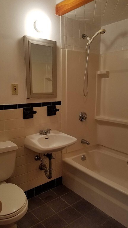 123 Beacon St unit 2, Somerville, MA 02143 - photo 6