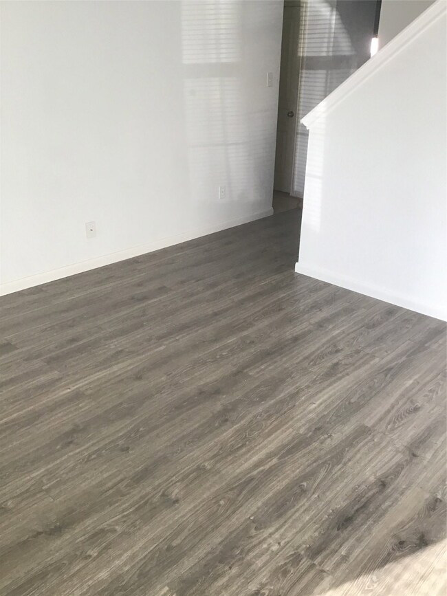 8335 Gros Ventre Ln, Houston, TX 77095 - photo 3