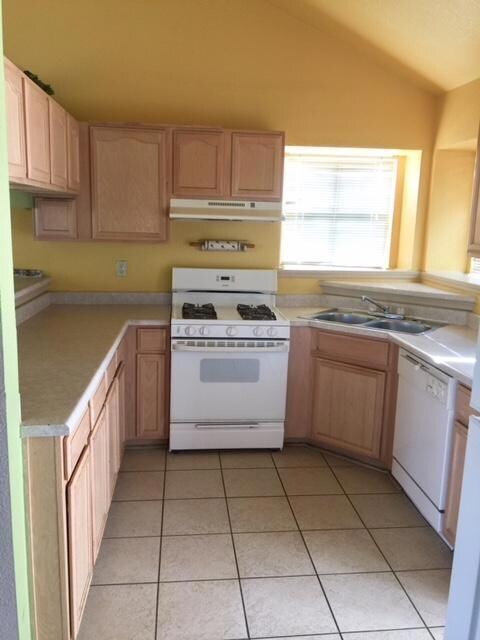 14521 Desierto Bello Ave, El Paso, TX 79928 - photo 7