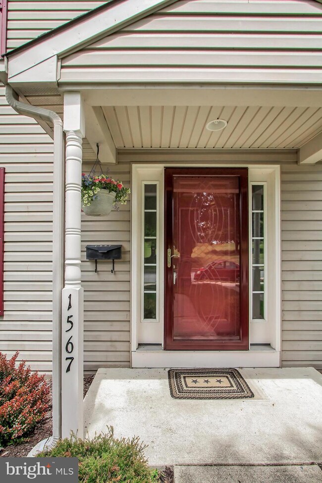 1567 W Poplar Terrace, York, PA 17404 - photo 2