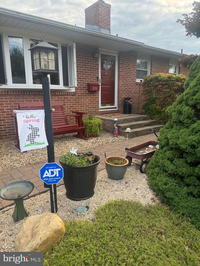 206 Werden Dr, New Castle, DE 19720 - photo 3