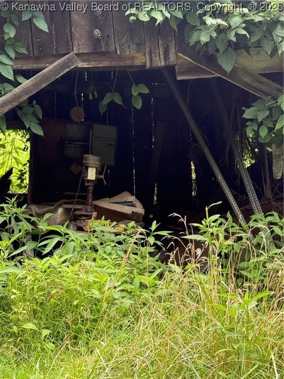 961 Road Run, Elizabeth, WV 26143 - photo 3