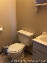 2nd bathroom