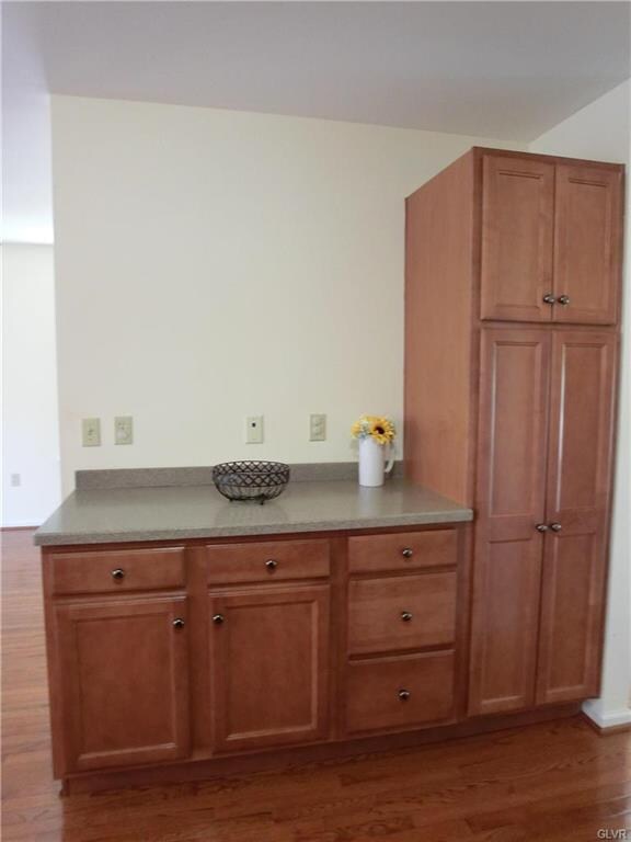 6870 Hunt Dr, Macungie, PA 18062 - photo 3