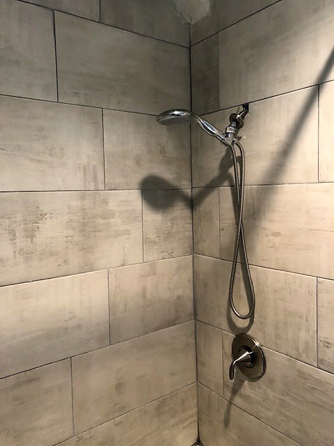 76 Bliss Rd unit 2, Newport, RI 02840 - photo 3