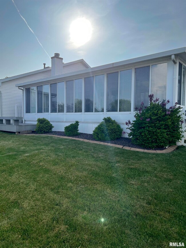 2720 S Chase Dr, Springfield, IL 62704 - photo 7