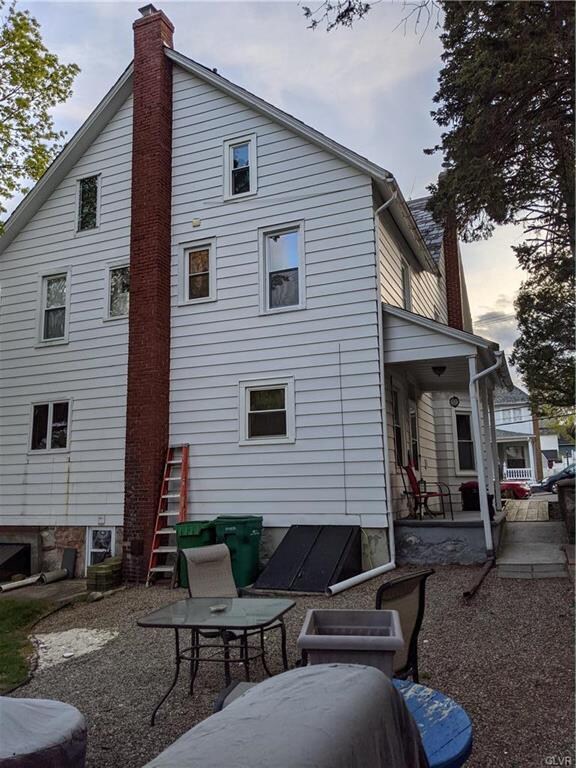 304 N Schanck Ave, Pen Argyl, PA 18072 - photo 5