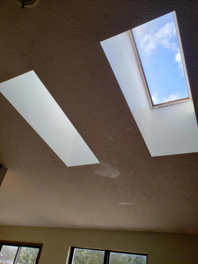 1015 Cypress Ridge Place, Columbus, OH 43228 - photo 3