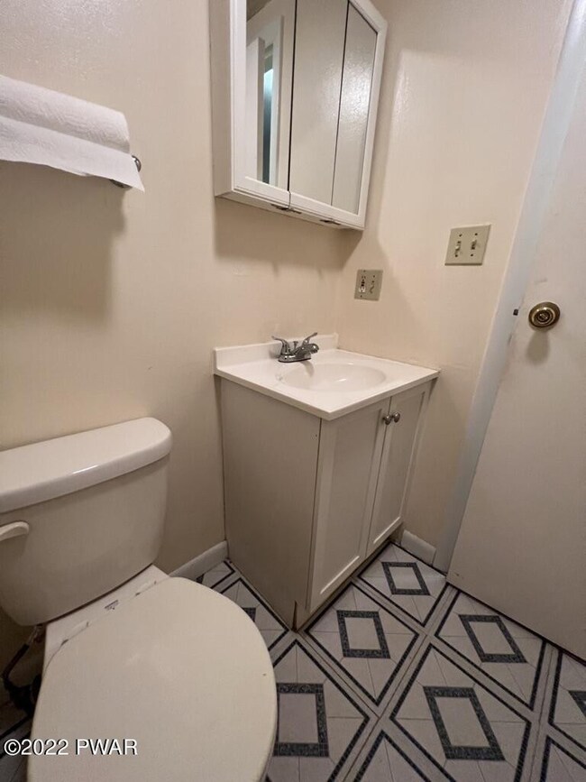 125 Sawkill Dr, Milford, PA 18337 - photo 7