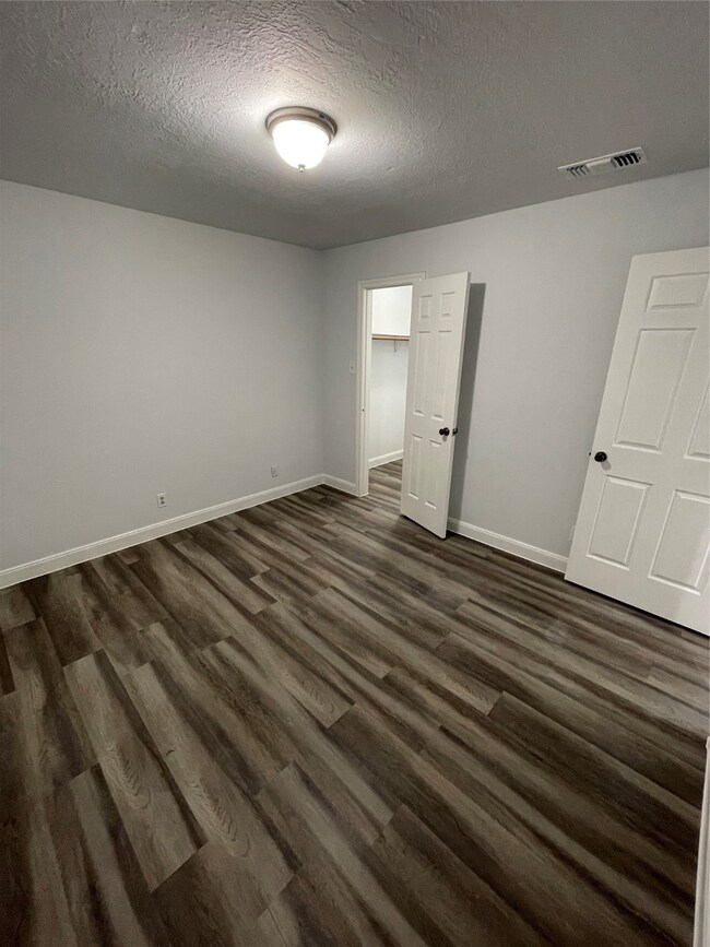 7715 Western Oak Ln, Houston, TX 77040 - photo 7