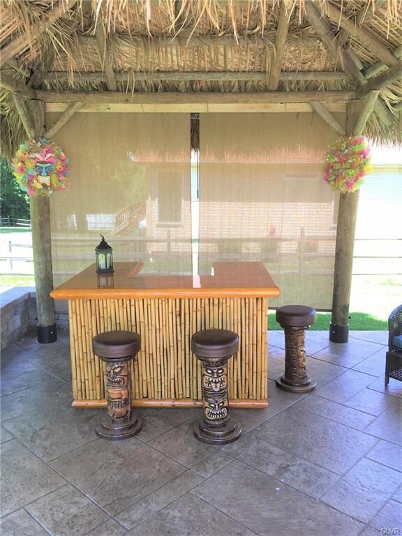 3282 Overlook Dr, Emmaus, PA 18049 - photo 4