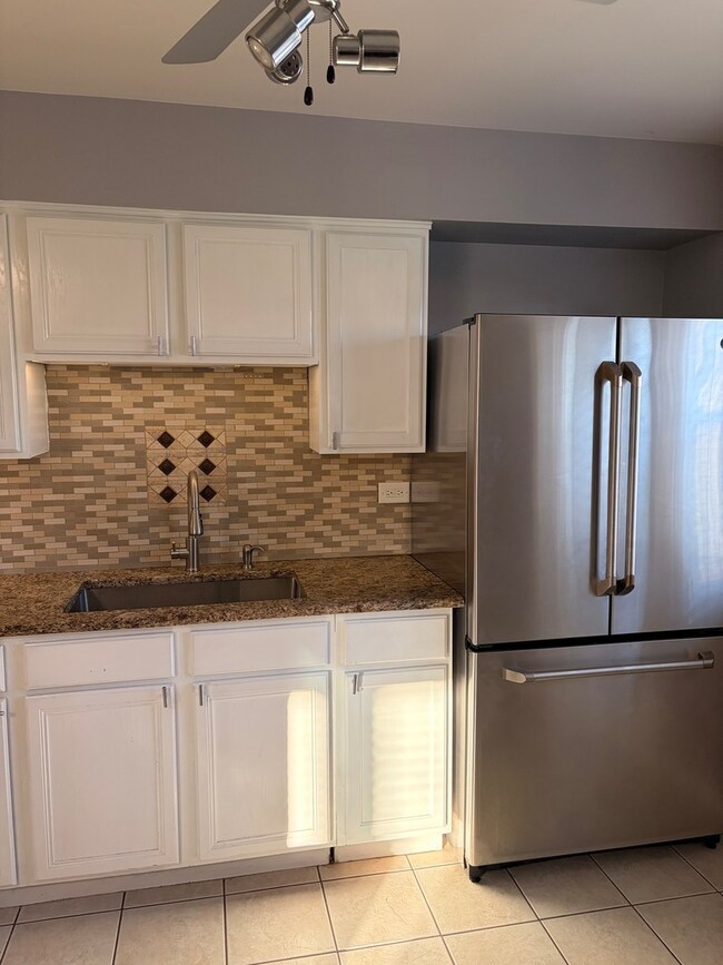 8808 45th Place unit 2, Brookfield, IL 60513 - photo 4