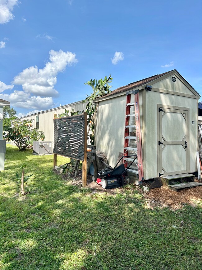 36326 Century Dr, Zephyrhills, FL 33541 - photo 6