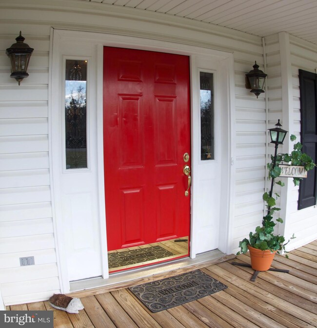 41389 Richneck Ct, Mechanicsville, MD 20659 - photo 2