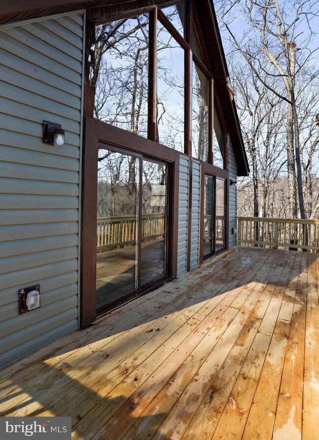 446 Hobbs Knob Rd, Front Royal, VA 22630 - photo 5