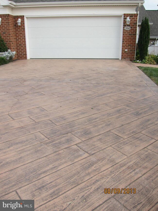 204 Stony Pointe Way, Strasburg, VA 22657 - photo 7