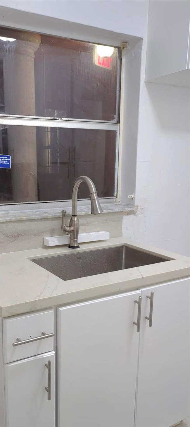 Bella Luna Condos unit 221, Hialeah, FL 33010 - photo 2