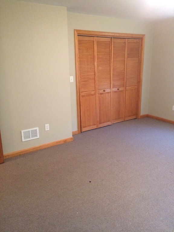 31 Lauriat St unit 1, Dorchester Center, MA 02124 - photo 4