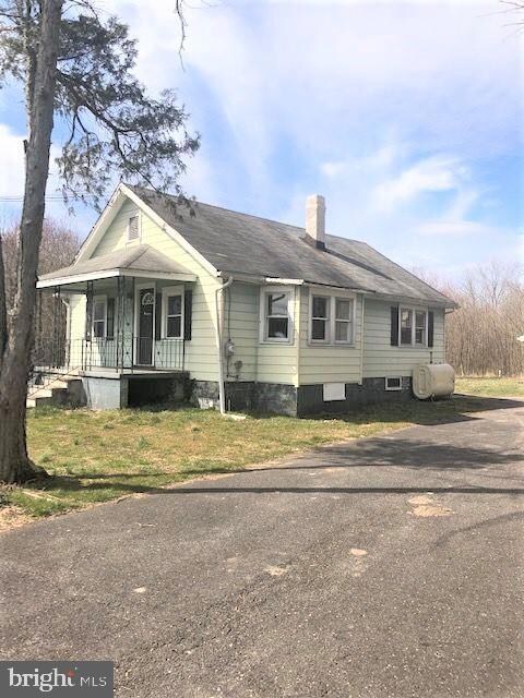 303 Pemberton Rd, Southampton, NJ 08088 - photo 2
