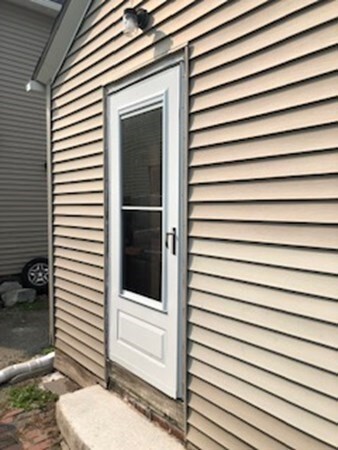 283 E Merrimack St unit 1, Lowell, MA 01852 - photo 3