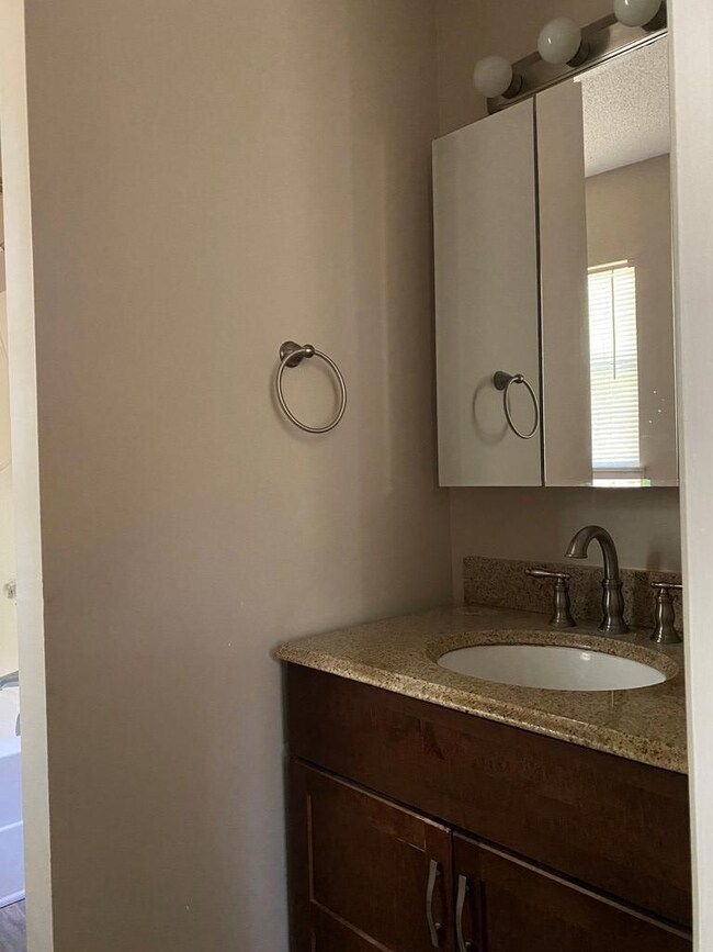 211 Circle Valley Dr SE, Calhoun, GA 30701 - photo 6