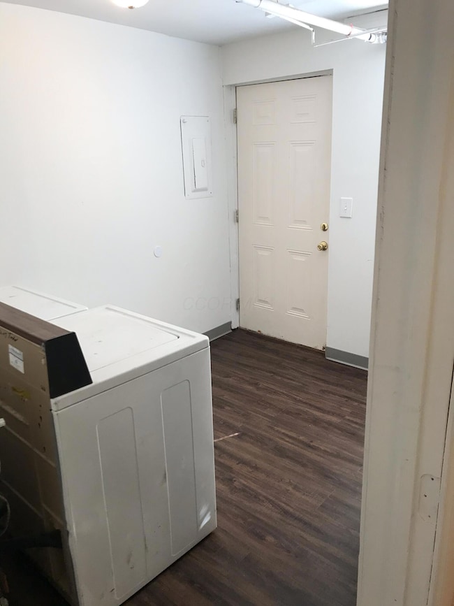 98 Buckeye Cir unit B098, Columbus, OH 43217 - photo 4