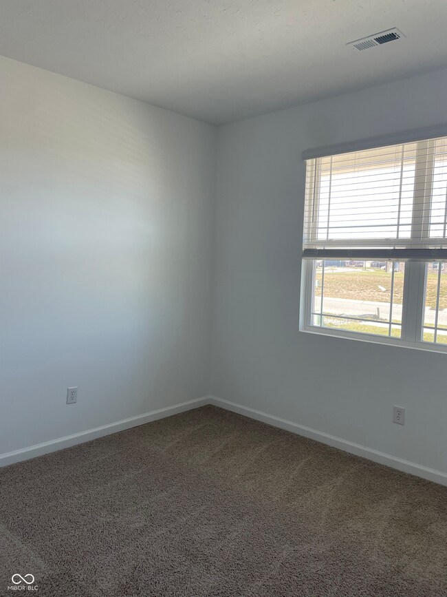 61 Wilkins St, Whiteland, IN 46184 - photo 5