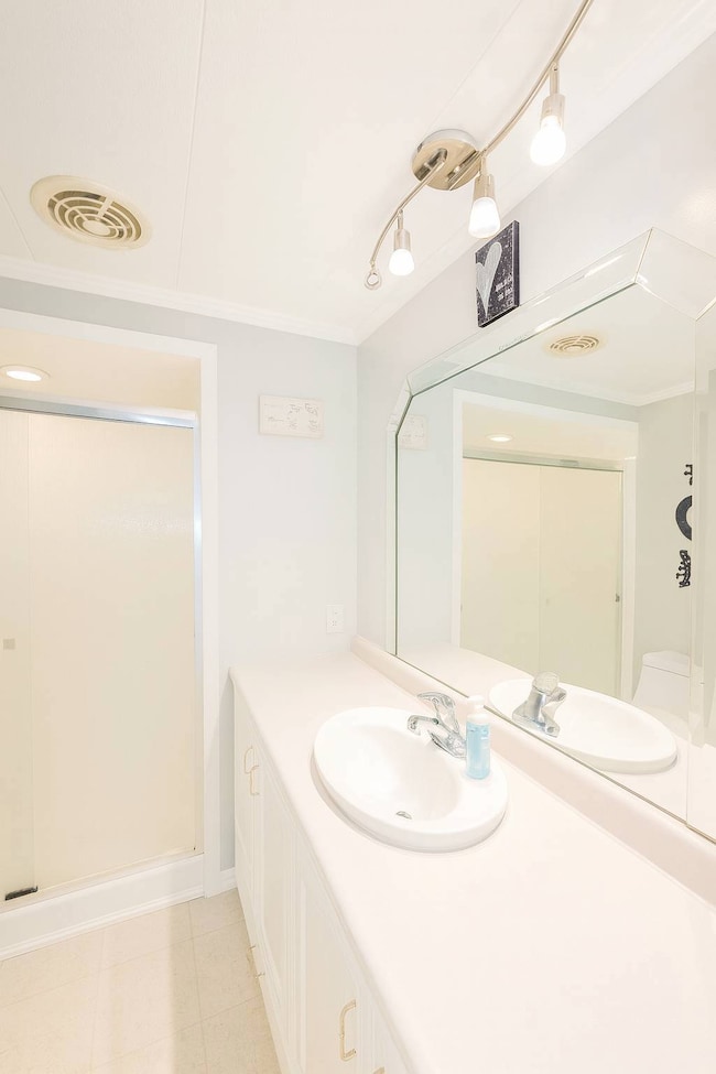 2505 E Bay Dr unit 201, Largo, FL 33771 - photo 2