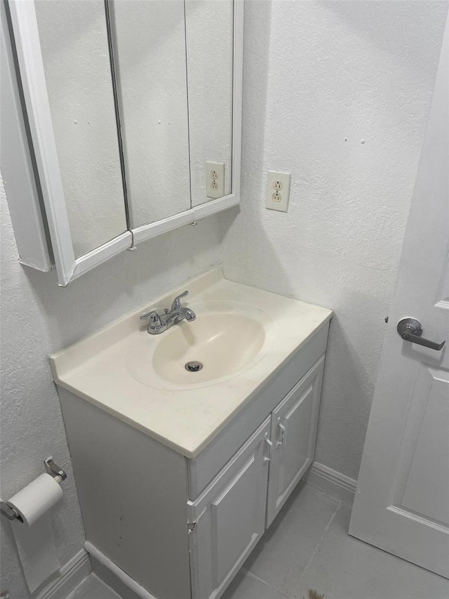 408 SW 68th Ave, Pembroke Pines, FL 33023 - photo 4