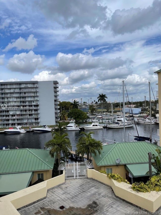 River Run South Condo unit 316, Miami, FL 33125 - photo 6