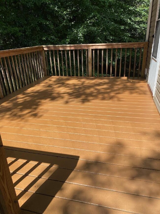 210 Cove Point Trail, Moneta, VA 24121 - photo 5