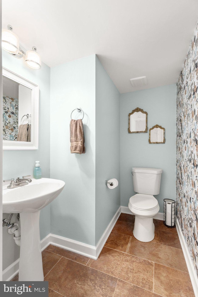 1361 Stoneleigh Ct, Stoney Beach, MD 21226 - photo 7