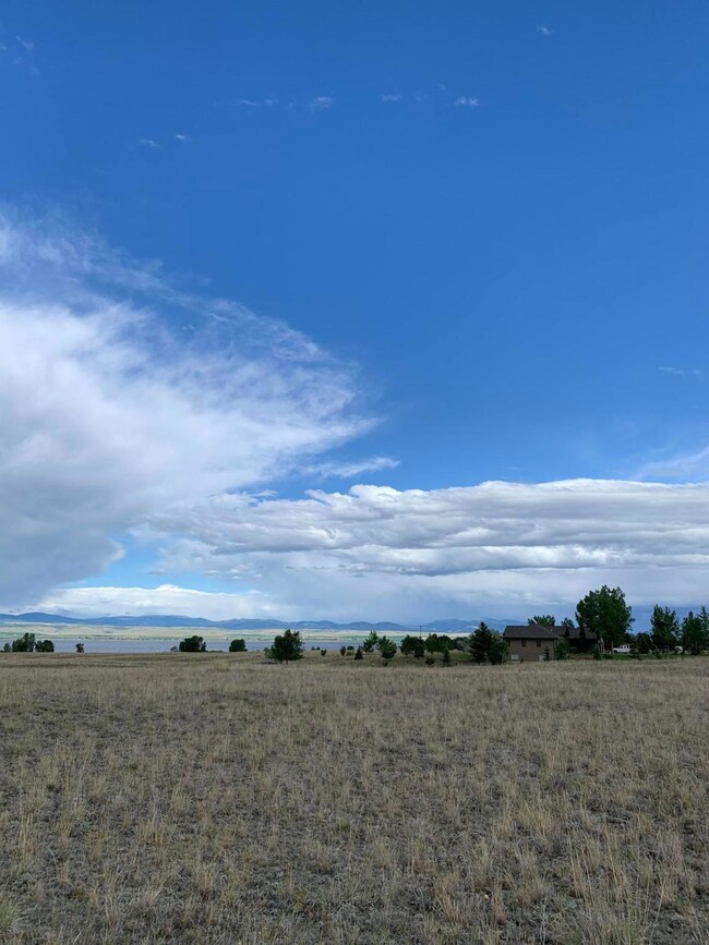 FF4C4960-25BF-479C-A3BD-6C8BBC64183B