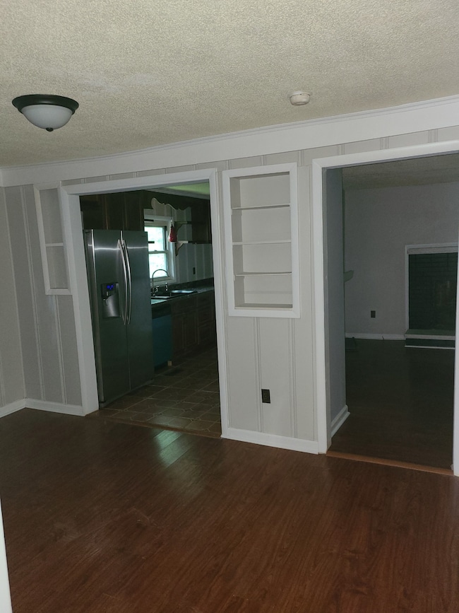 317 Center St, Shelbyville, TN 37160 - photo 5