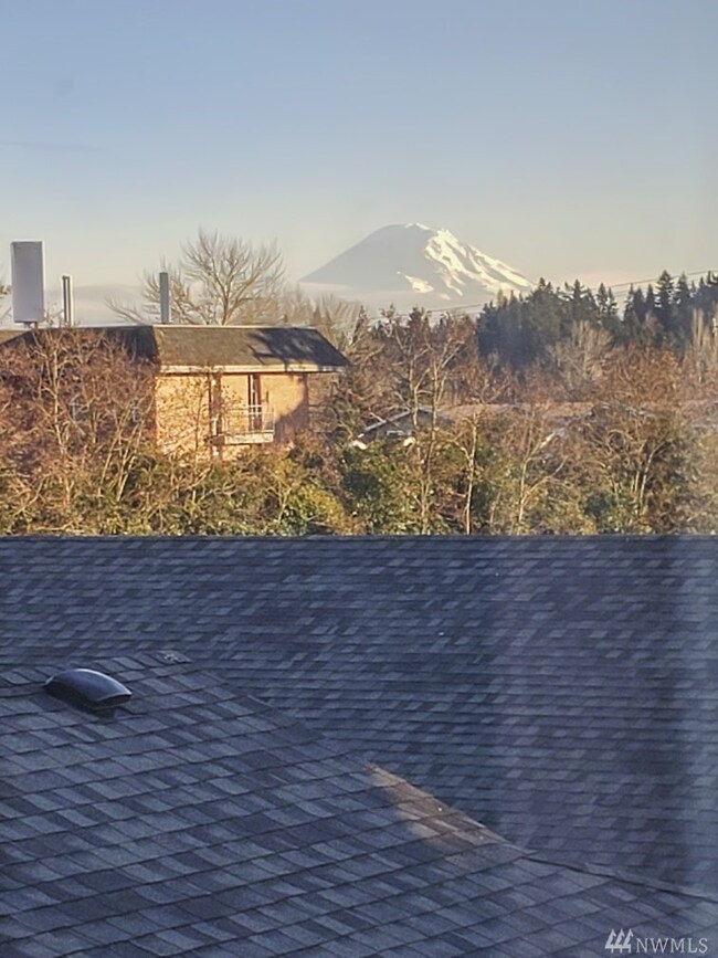 14420 34th Ln S, Tukwila, WA 98168 - photo 5