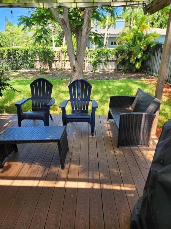 1344 NE 16th Ave unit B, Fort Lauderdale, FL 33304 - photo 2